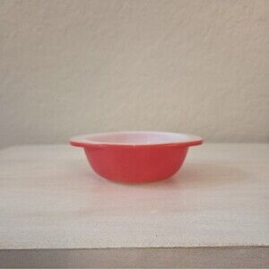 Vintage Pyrex Flamingo Pink 080 Small Round Casserole Dish 8oz  NO LID